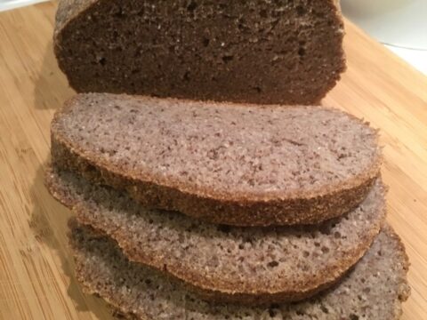 Our Super-Easy No-Yeast Gluten-Free Vegan Bread Recipe is Great for Sandwiches Too!